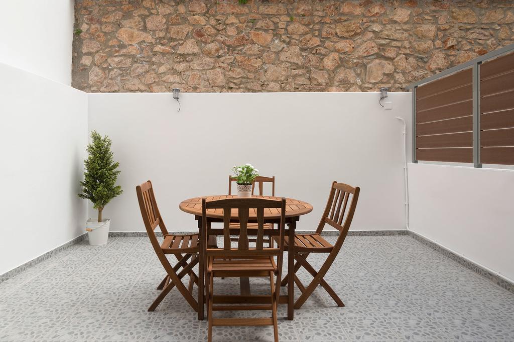 Petal Apartments Atene Esterno foto