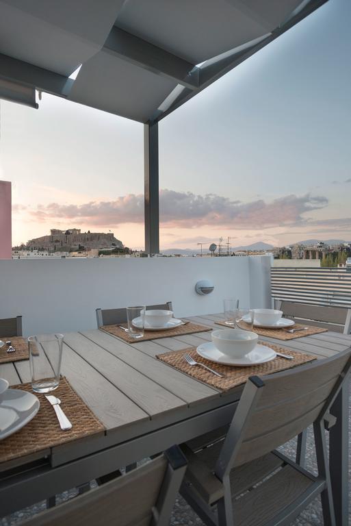 Petal Apartments Atene Esterno foto