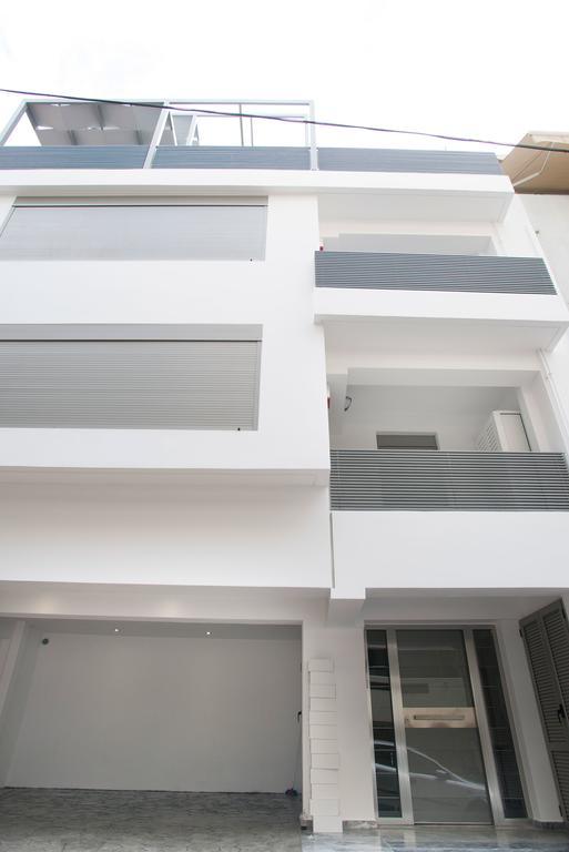 Petal Apartments Atene Esterno foto